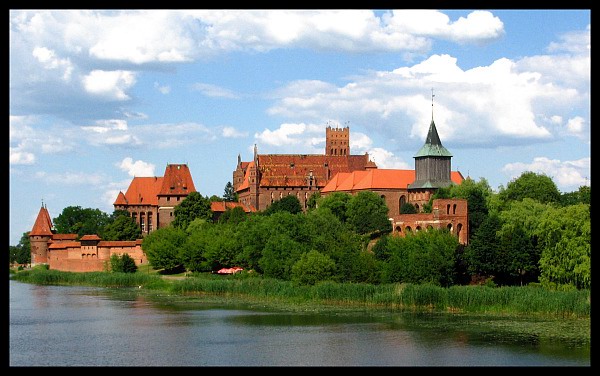 Malbork - Panorama zamku i ko�cio�a